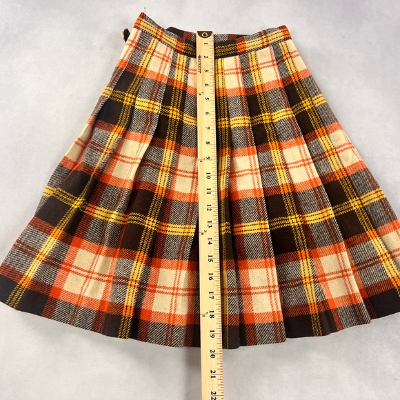 Bobbi brooks pleaded wool skirt - Picture 6 of 7